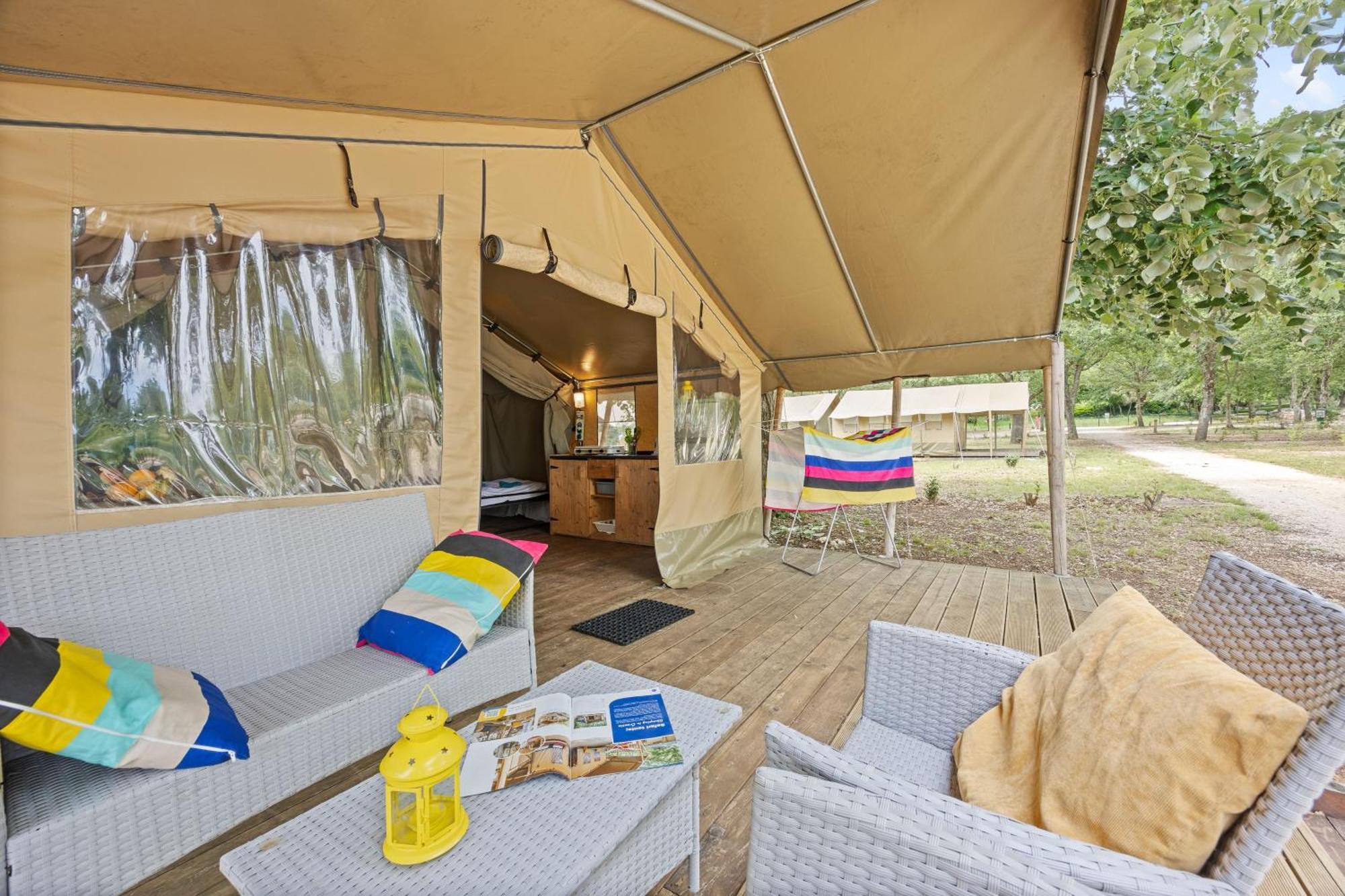 Easyatent Safari tent Polari Rovinj Oda fotoğraf